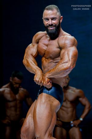 СLASSIC PHYSIQUE НОВИЧКИ
